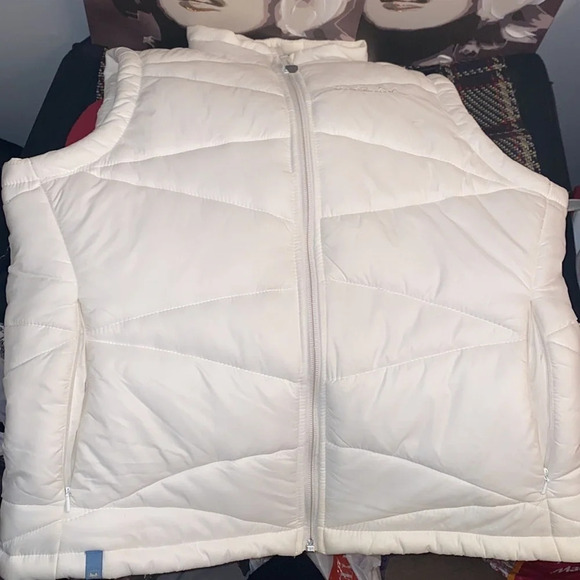 Wind River Vintage White Puffer Vest Size M - Picture 8 of 11
